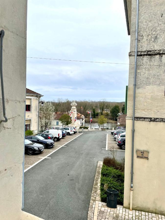 Gite Les Jasmins Centre Historique Saint-Astier Exterior photo